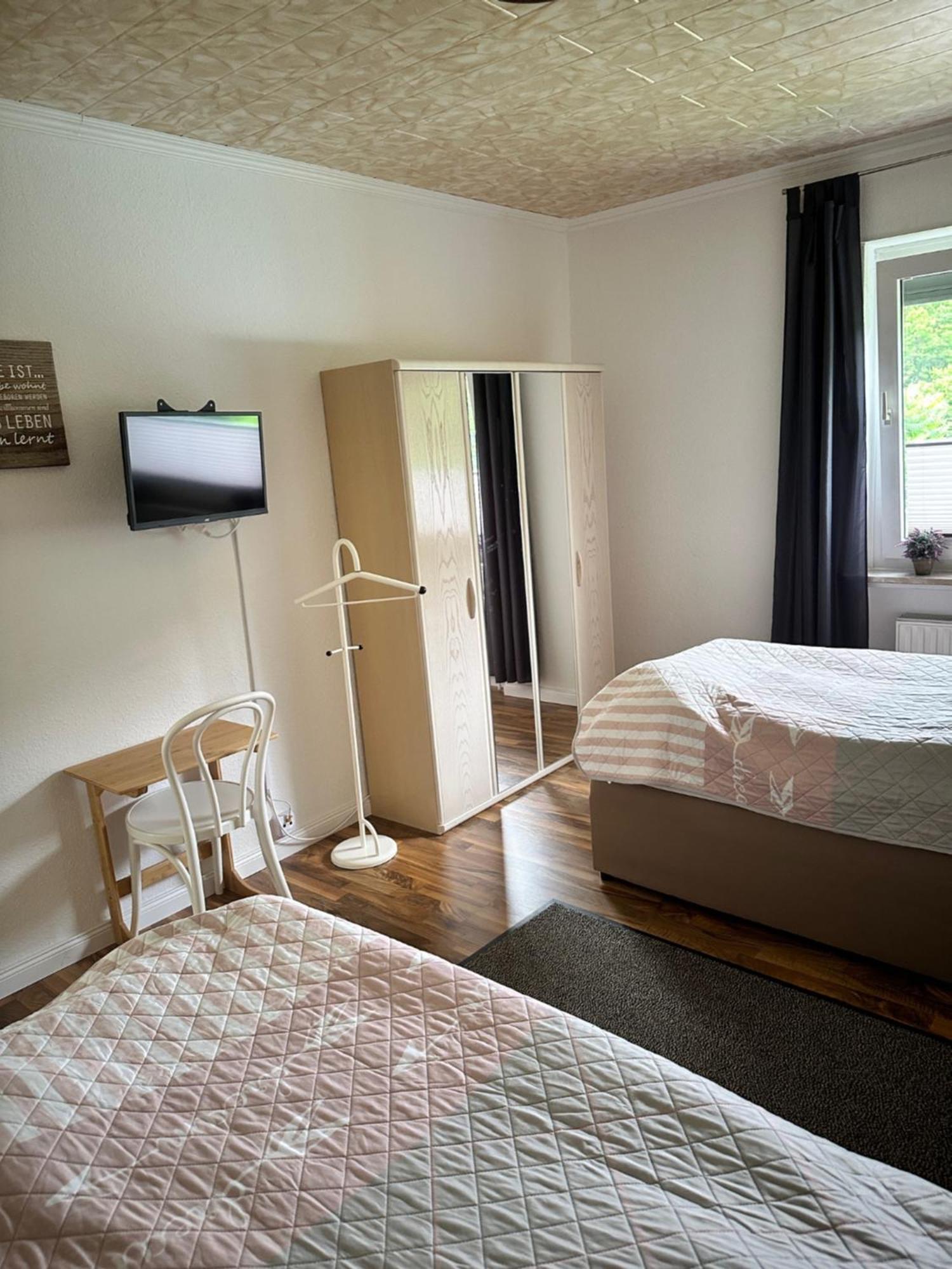 Ferienhaus Naehe Bad-Gandersheim Mit 5 Schlafzimmer Winzenburg Esterno foto